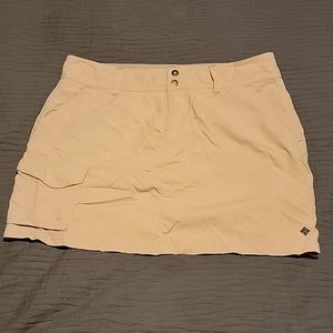 Columbia Omni-Shade Light Tan Skirt Size 4